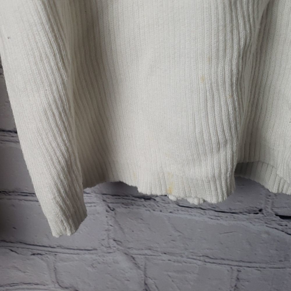 Sag Harbor Sweater‎ - Picture 2 of 4